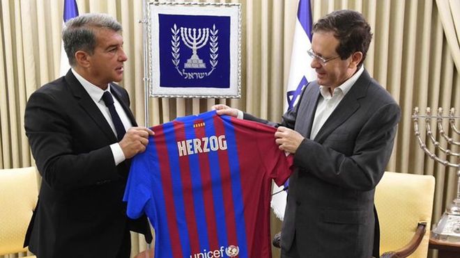 BARCELONA HERZOG LAPORTA
