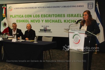 Escritores Israelis en Senado de la Republica México Nevo y kichka (50)