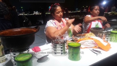 Cocinando para ayudar Familias Mexicanas y Salvar Vidas (12)